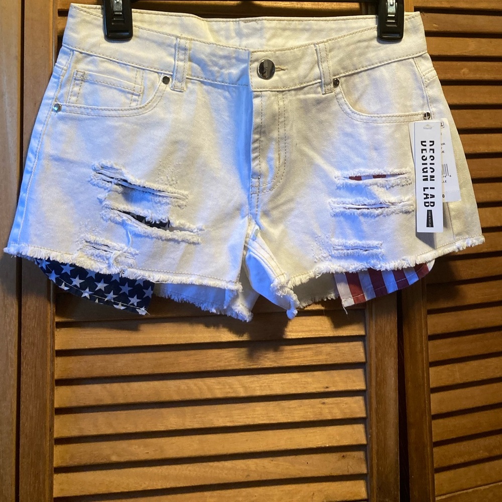 Design Lab White Flag Jean Shorts